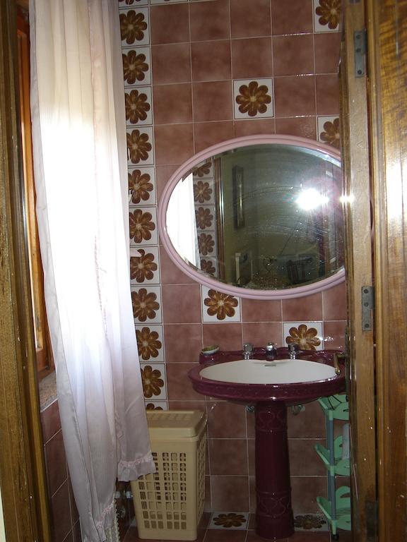 Sa Domu Sarda Casa Vacanza Пишинас Номер фото