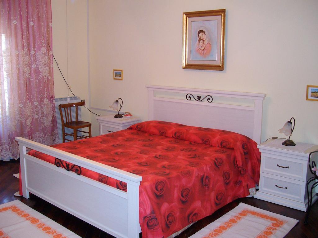 Sa Domu Sarda Casa Vacanza Пишинас Номер фото
